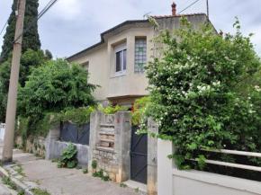 Haut de villa équipé bébé idéal famille + babysitter!